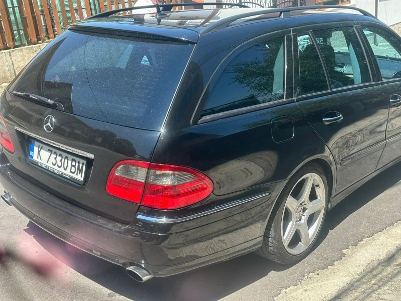 Mercedes-Benz E 320, снимка 3 - Автомобили и джипове - 46391178