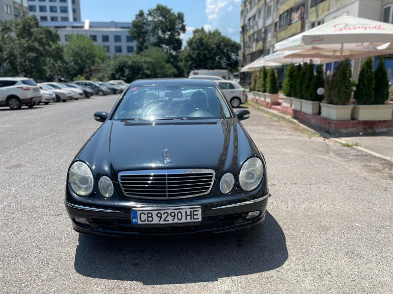 Mercedes-Benz E 320, снимка 2 - Автомобили и джипове - 47047464