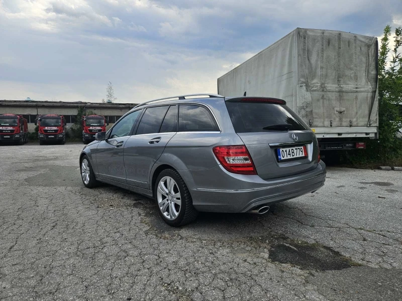 Mercedes-Benz C 220 Avantgarde Facelift , снимка 3 - Автомобили и джипове - 46837301