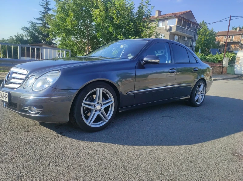 Mercedes-Benz E 320, снимка 2 - Автомобили и джипове - 47299910