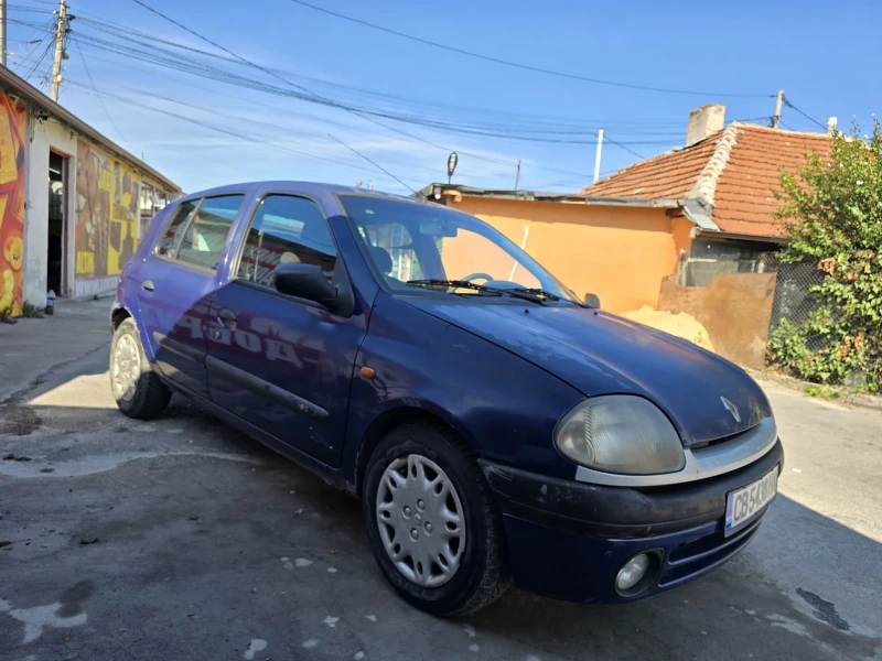 Renault Clio, снимка 1 - Автомобили и джипове - 48096737