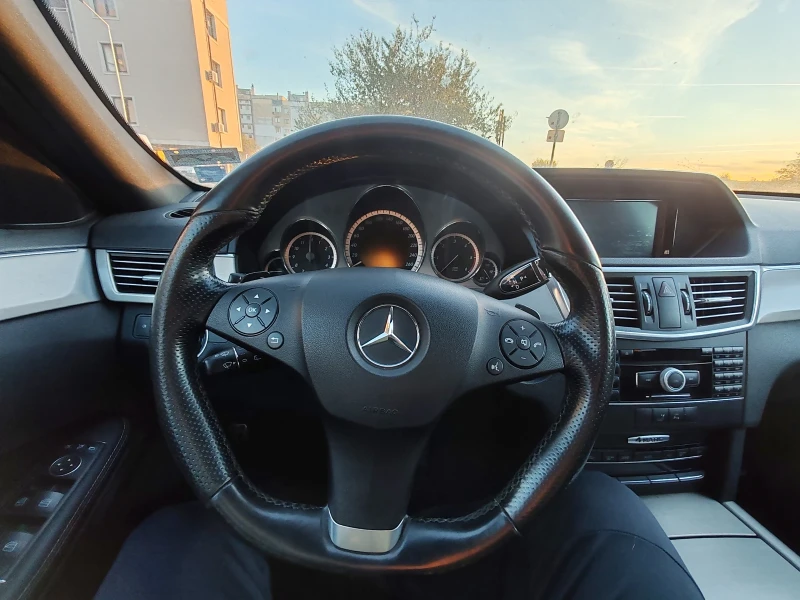 Mercedes-Benz E 350, снимка 8 - Автомобили и джипове - 52704356