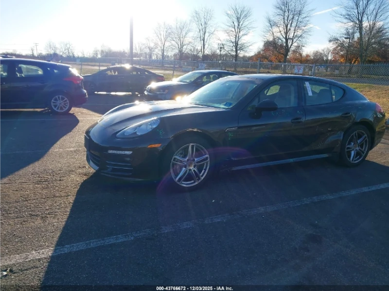 Porsche Panamera 4* BACK-UP CAM* SUNROOF* COOLED/HEATED SEATS* AWD*, снимка 8 - Автомобили и джипове - 53087141