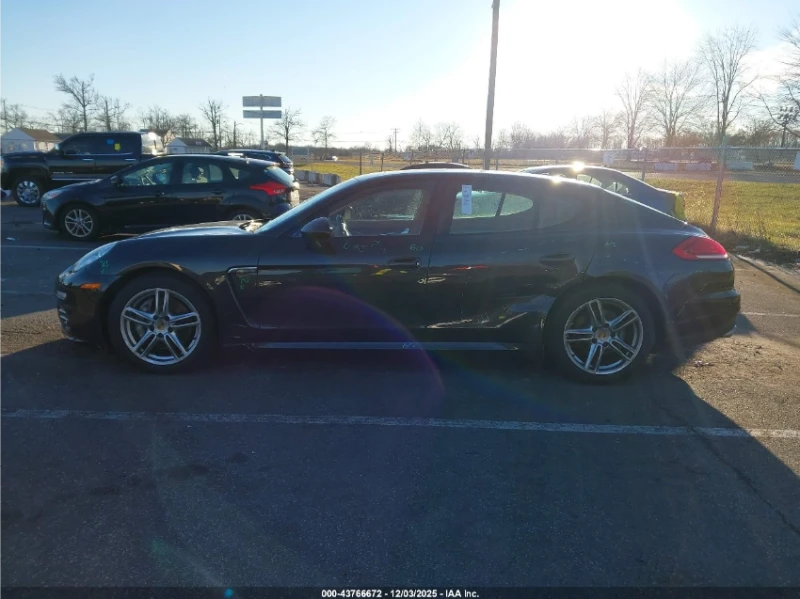 Porsche Panamera 4* BACK-UP CAM* SUNROOF* COOLED/HEATED SEATS* AWD*, снимка 7 - Автомобили и джипове - 53087141