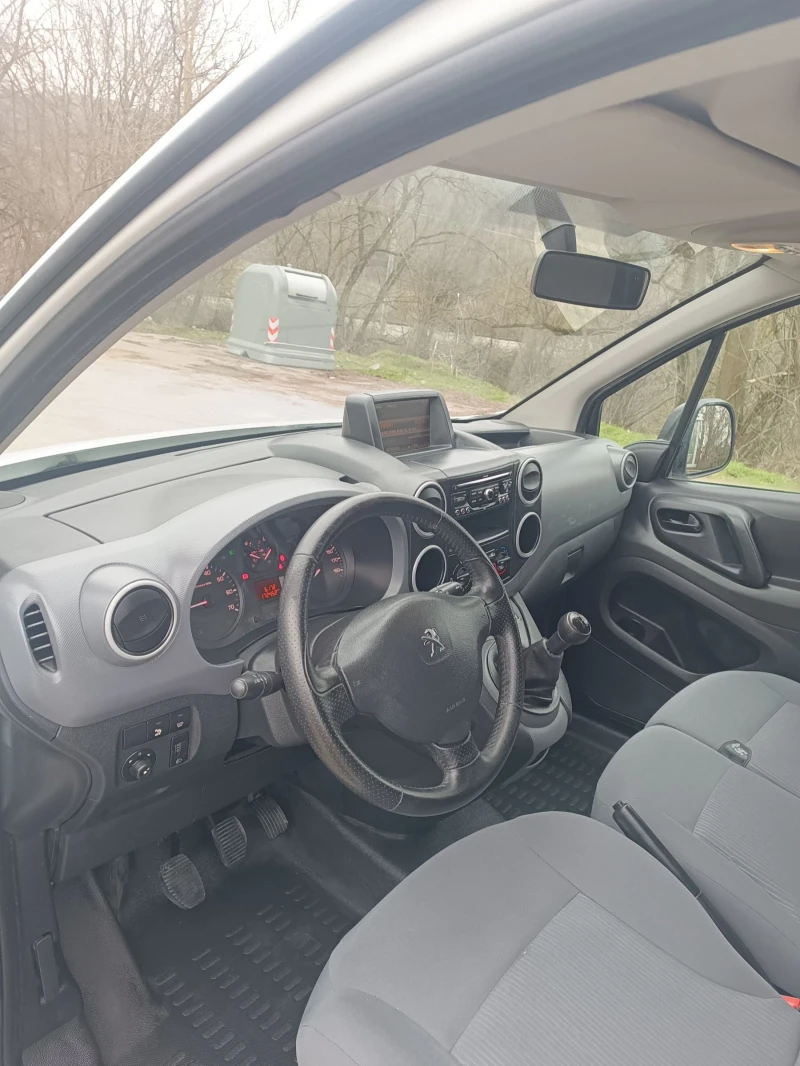 Peugeot Partner 1.6 e-HDi MAXI, снимка 8 - Автомобили и джипове - 53305119