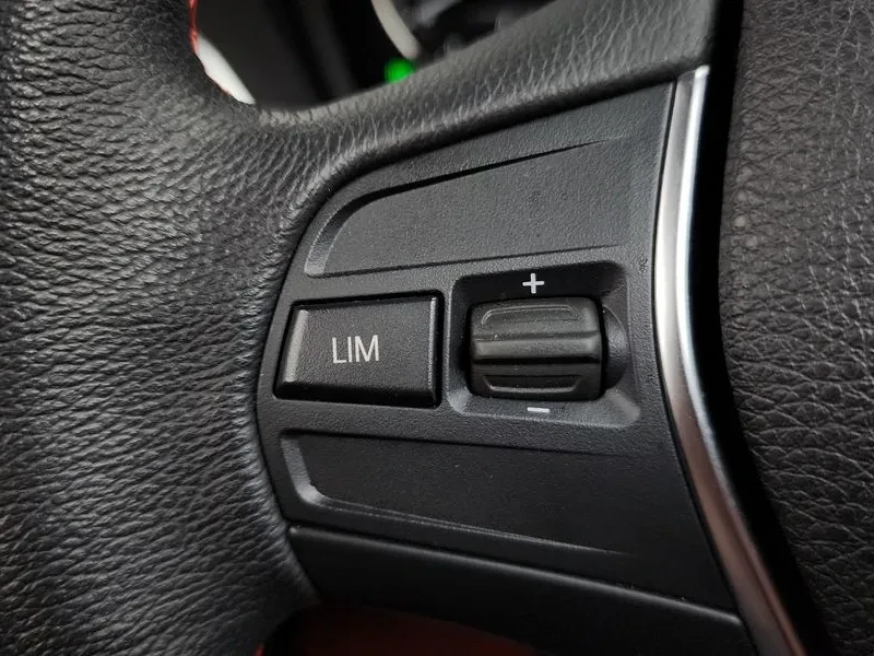 BMW 118 F20 SPORTS, снимка 16 - Автомобили и джипове - 55789790