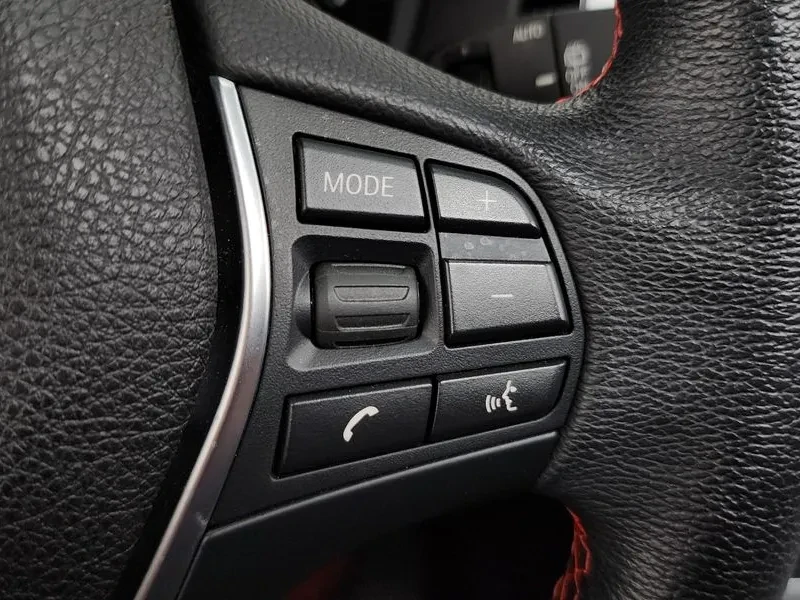 BMW 118 F20 SPORTS, снимка 15 - Автомобили и джипове - 55789790