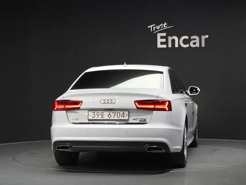 Audi A6 2.0 TFSI Quattro - САМО 30% АВАНС, снимка 4 - Автомобили и джипове - 56293774