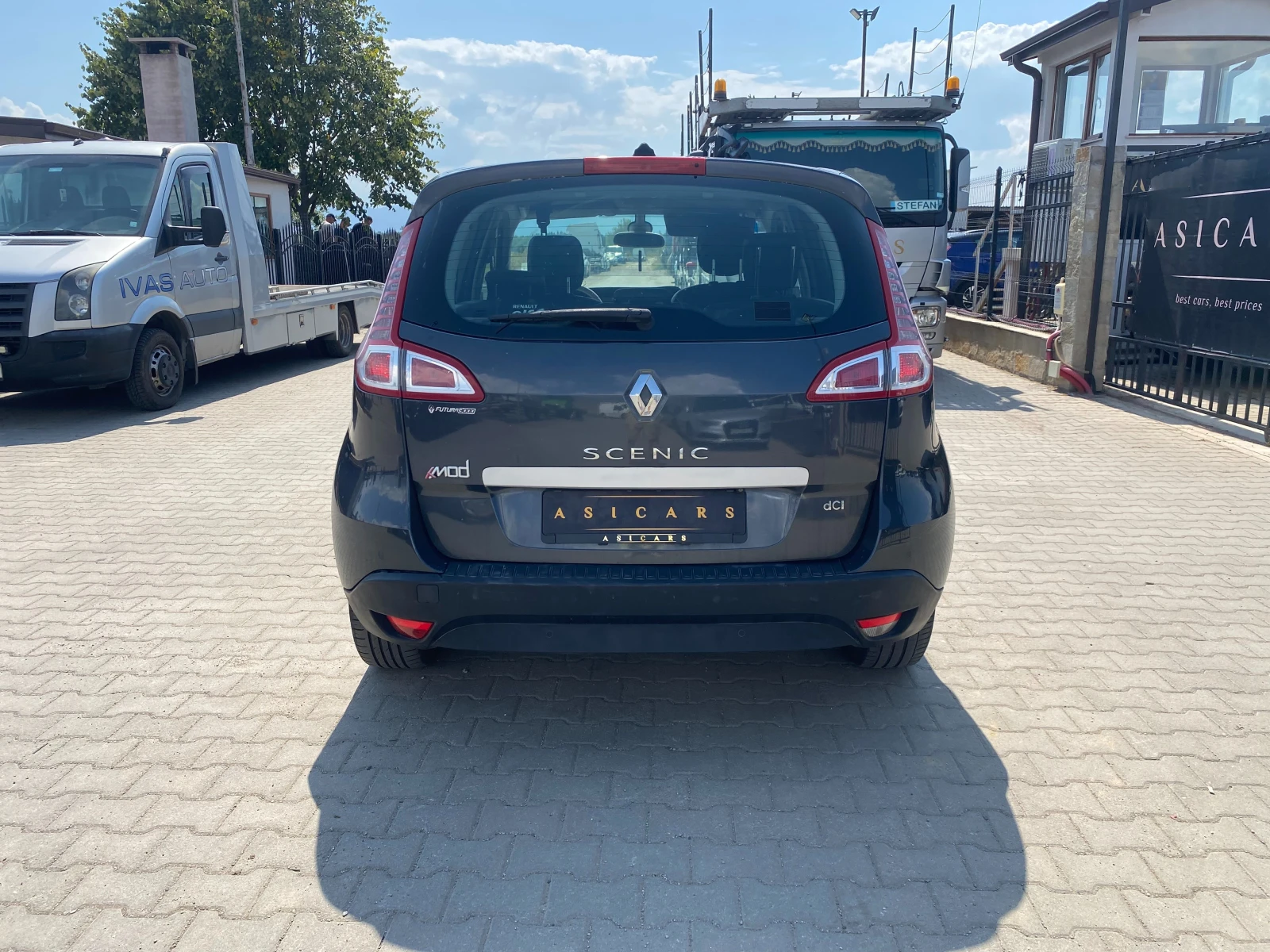 Renault Scenic 1.5d EURO 5A - изображение 4