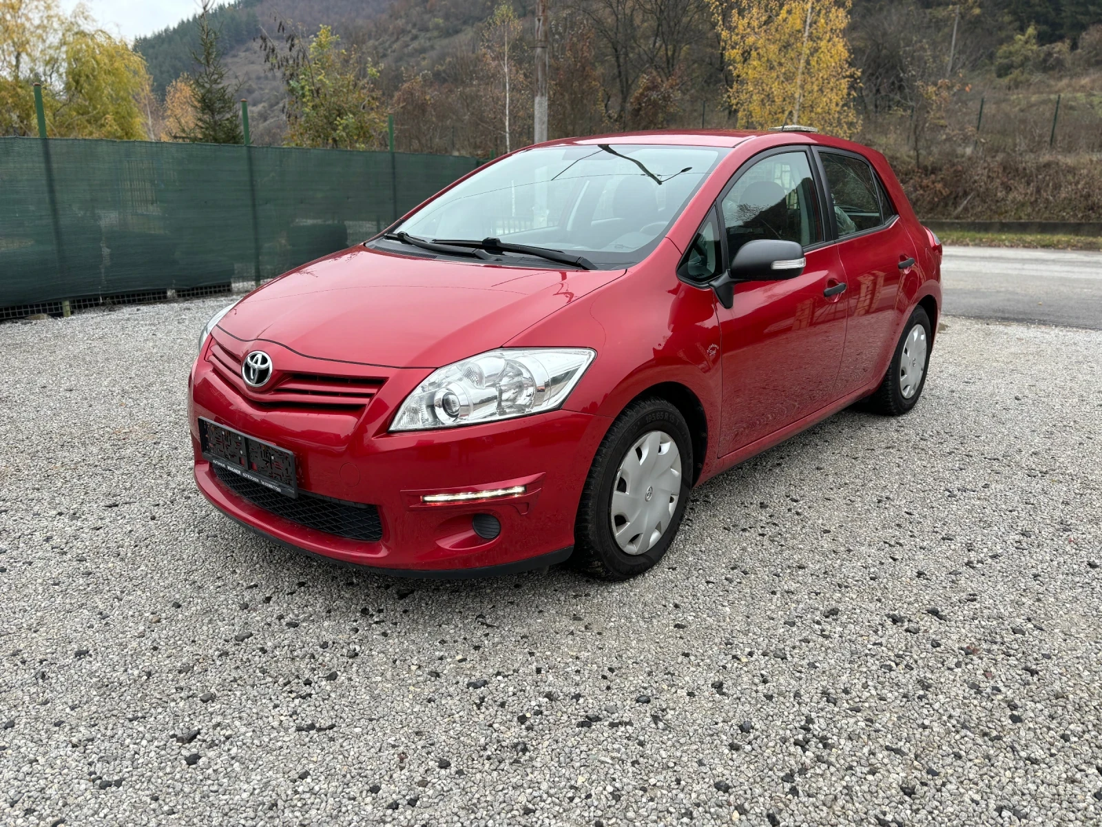 Toyota Auris Euro 5a - изображение 3