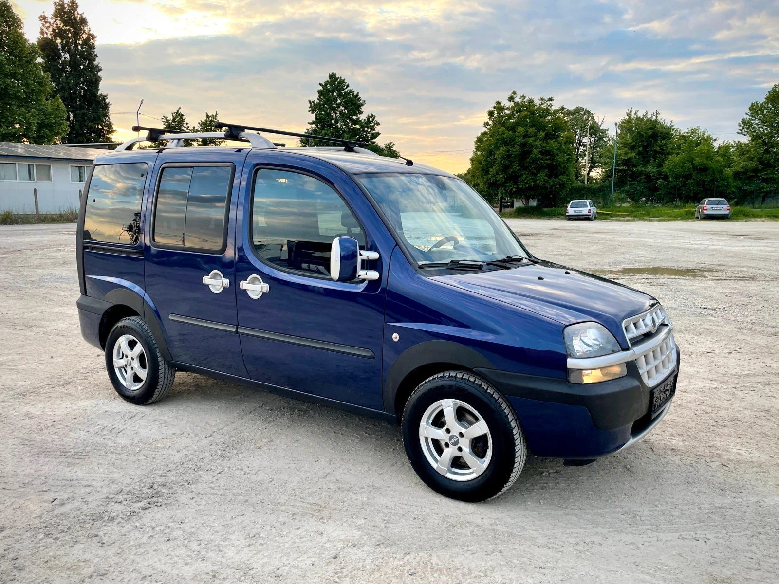 Fiat Doblo Malibu 1.9 JTD 101к.с. - изображение 9