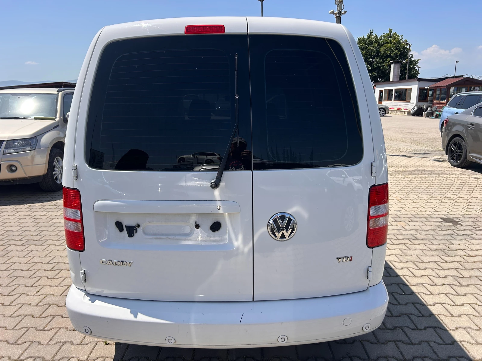 VW Caddy 1.6TDI KLIMA EURO 5 - изображение 8