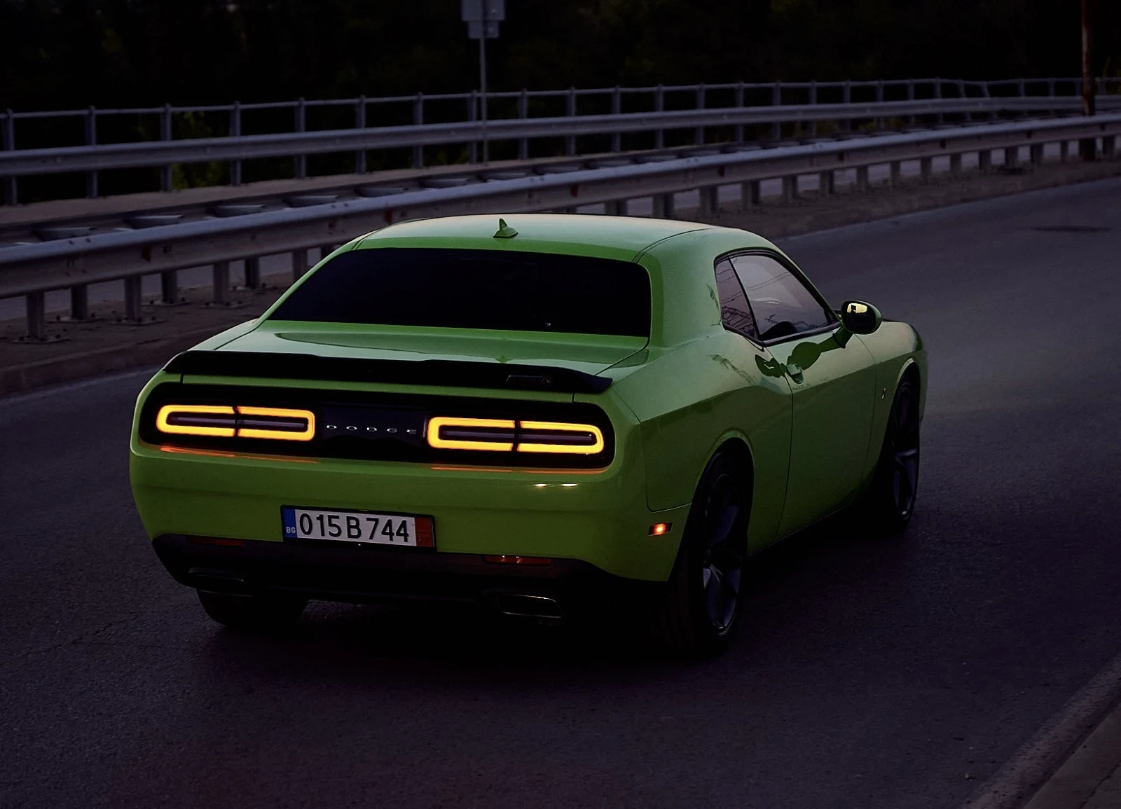 Dodge Challenger Facelift 2019г. SRT Scat Pack 6.4 HEMI V8 (485 кс) - изображение 3
