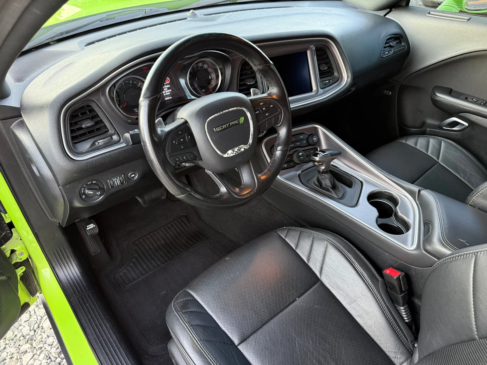 Dodge Challenger Facelift 2019г. SRT Scat Pack 6.4 HEMI V8 (485 кс) - изображение 8