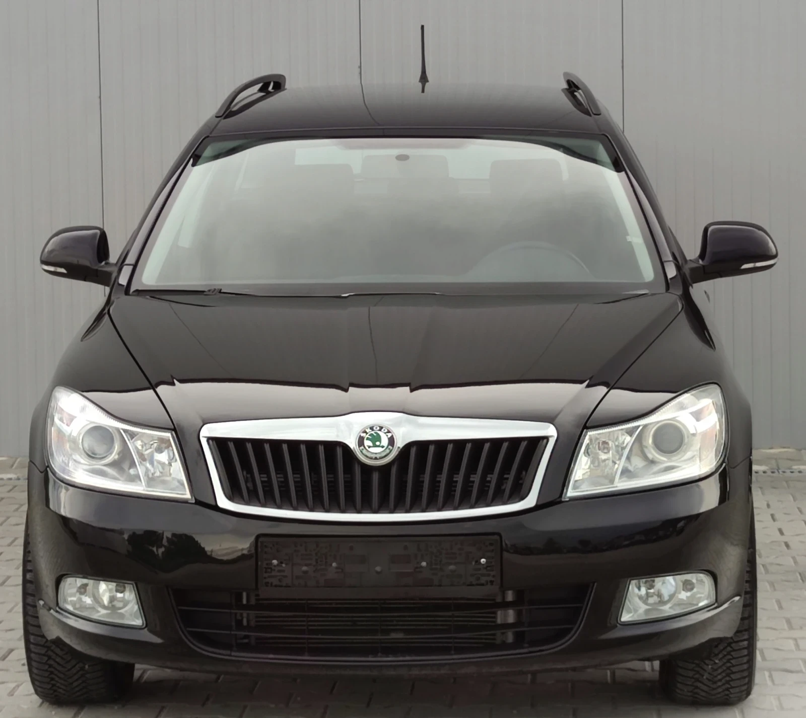 Skoda Octavia 2.0TDI* 140к.с* 4х4*  - изображение 2