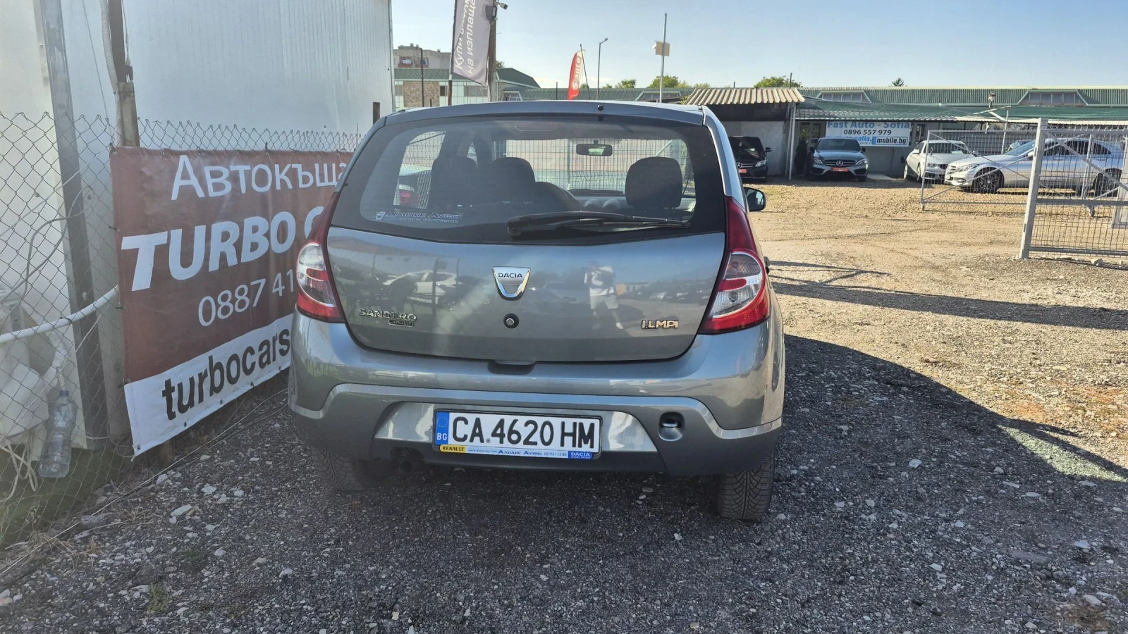 Dacia Sandero 1.4i * 24 000 km* Чисто Нов * От България*  - изображение 2