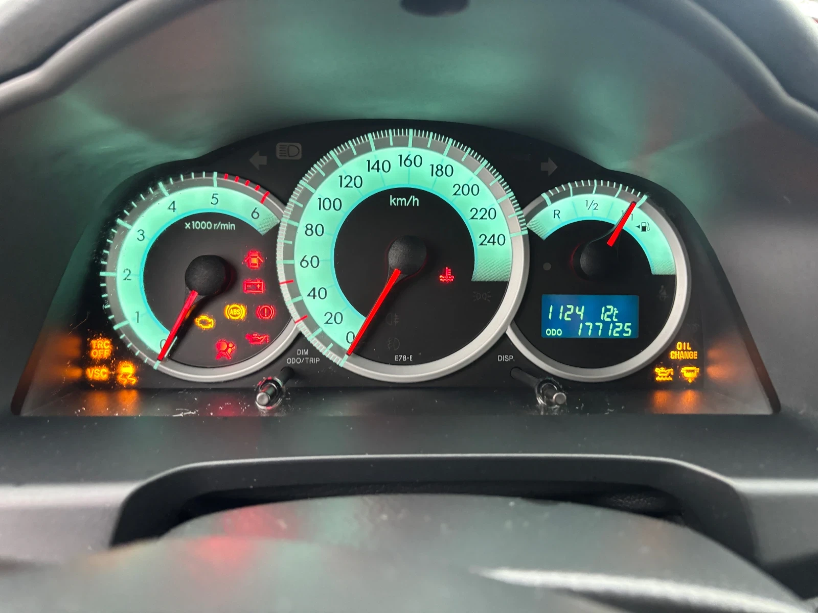 Toyota Corolla verso 2008+ 2.2+ ФЕЙС+ 6 ск+ 177хл-4 З. ГУМИ - изображение 10