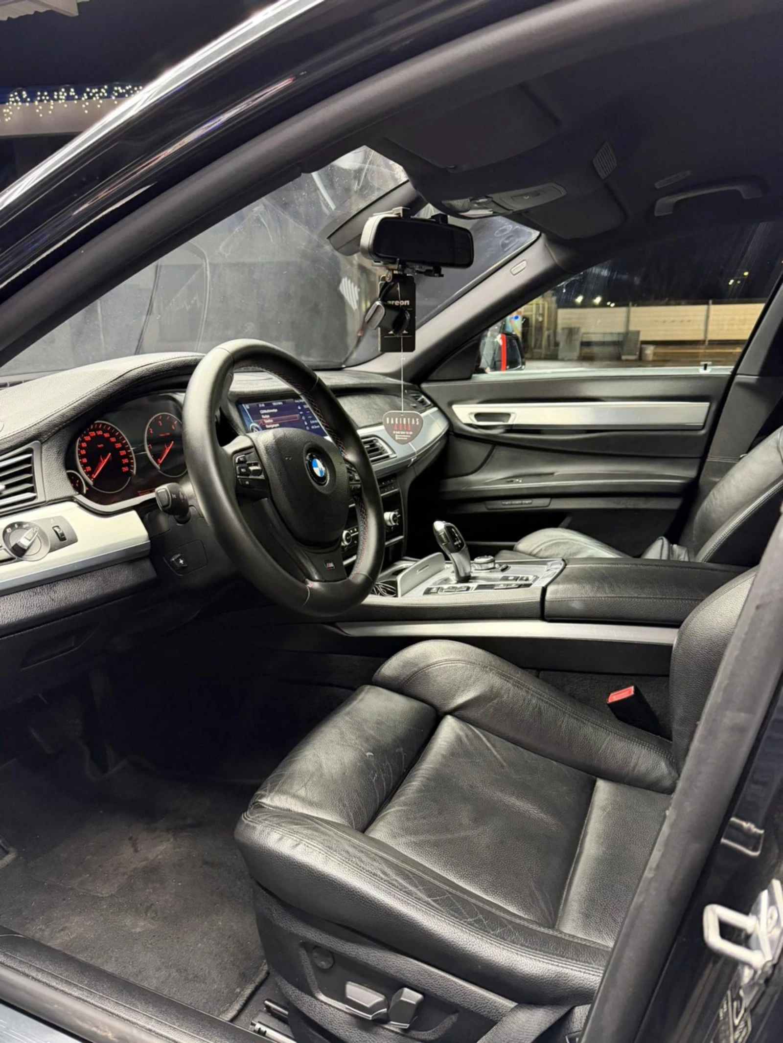 BMW 740 BMW 740 D X-DRIVE 306kc - изображение 7