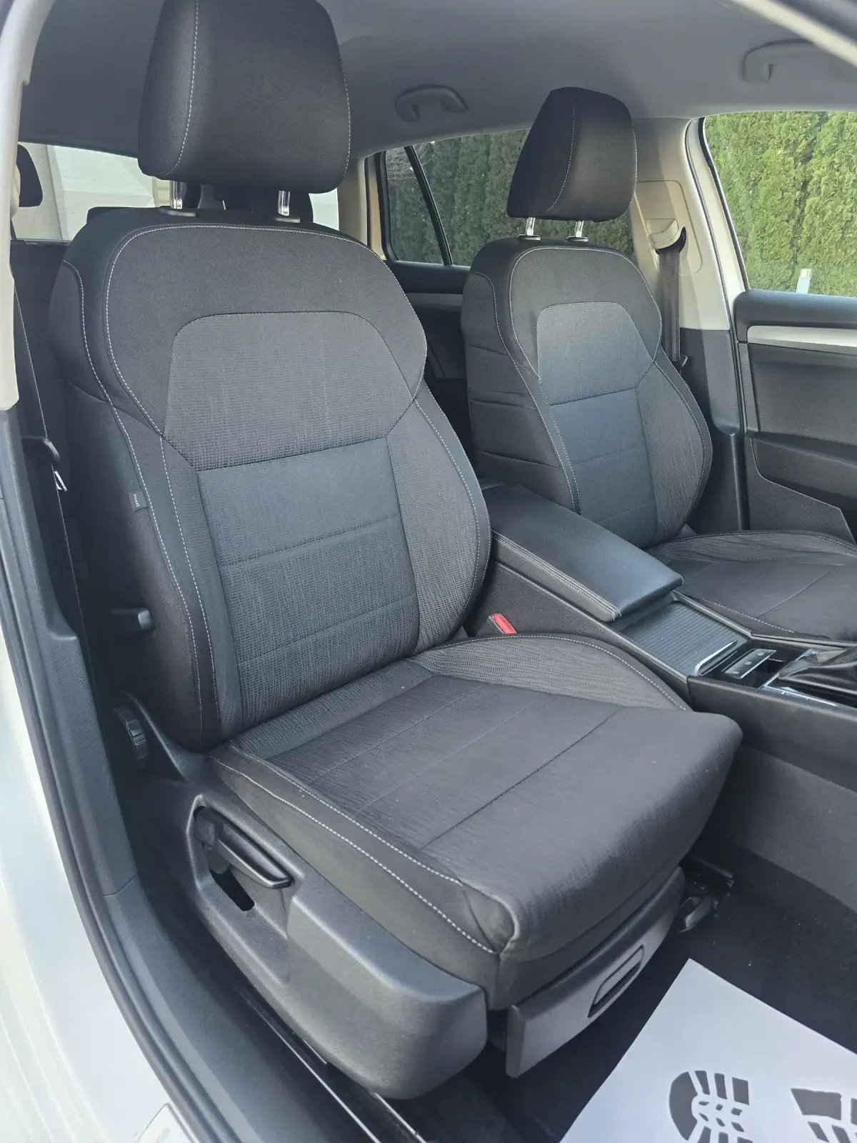 Skoda Superb 2.0Tdi DSG.Distronic, снимка 13 - Автомобили и джипове - 52742940