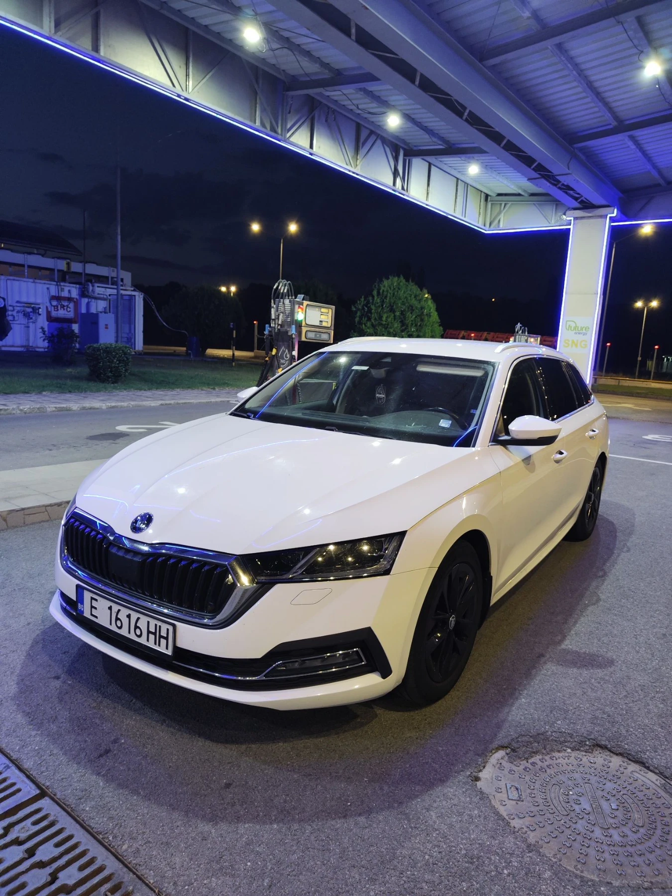 Skoda Octavia G- TEC, снимка 6 - Автомобили и джипове - 54385322