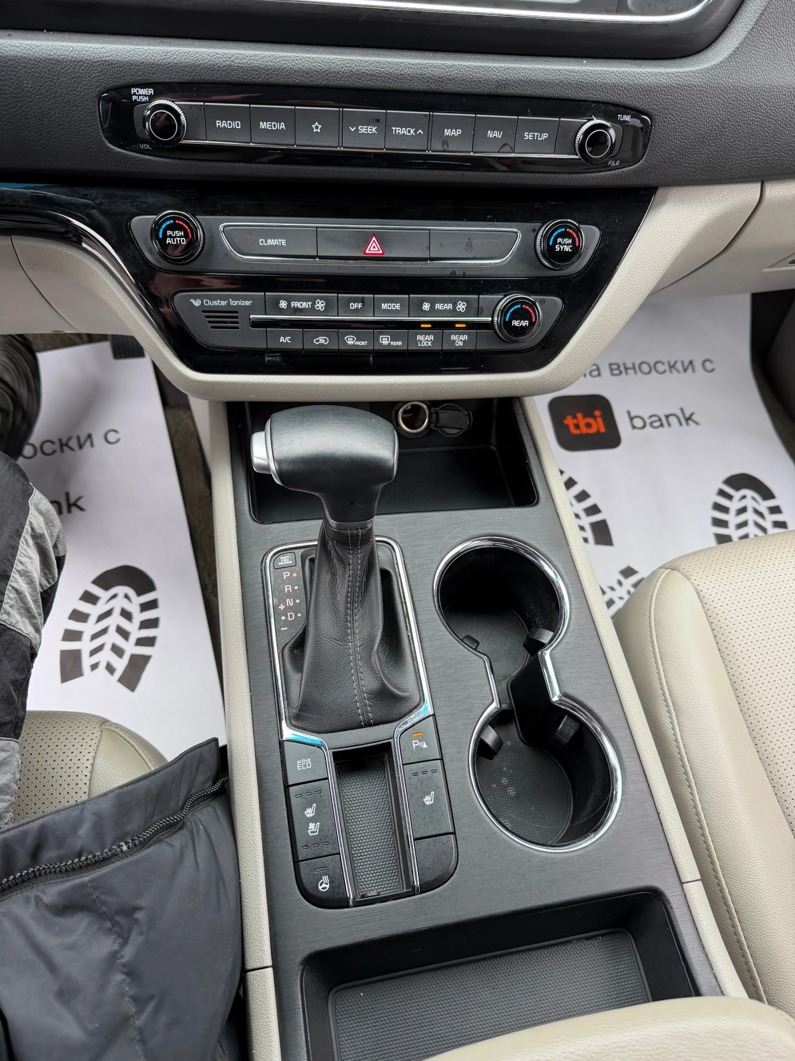 Kia Carnival НАЛИЧЕН* 8- МЕСТЕН*  - изображение 8