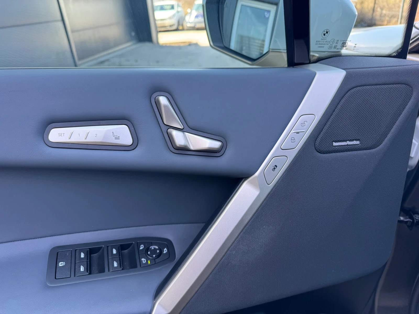 BMW iX, снимка 10 - Автомобили и джипове - 53831210