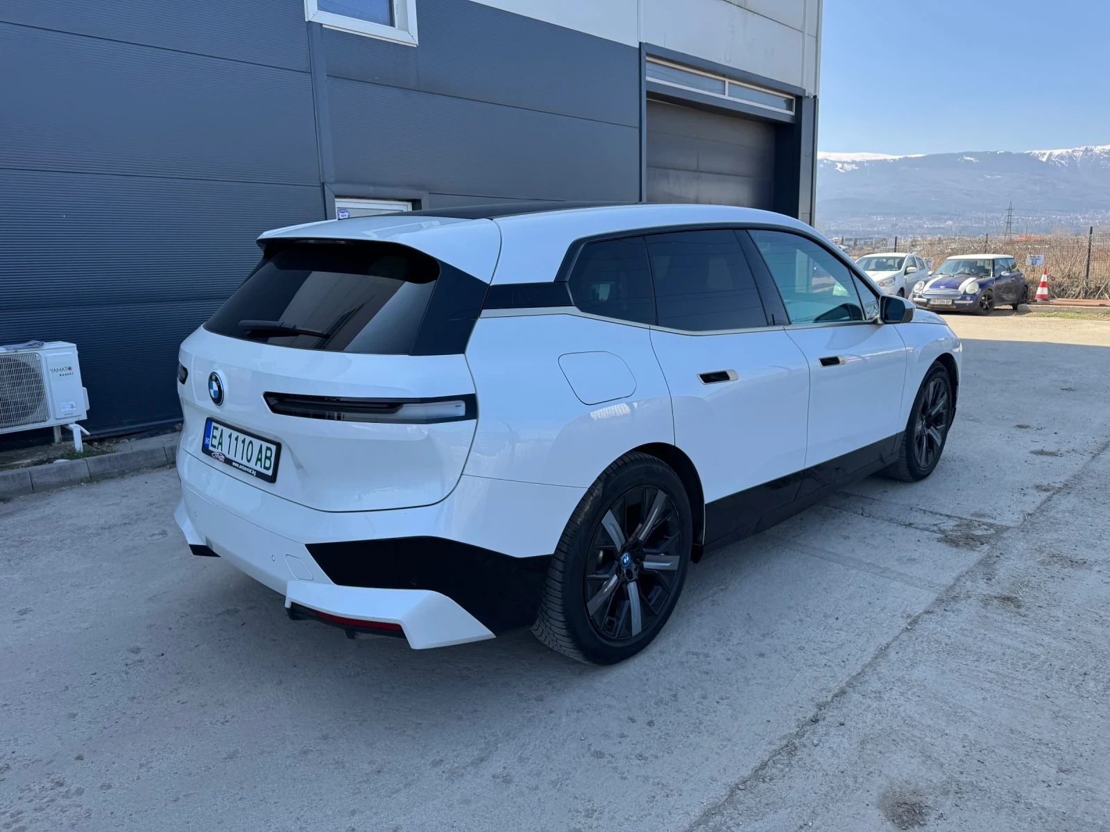 BMW iX, снимка 7 - Автомобили и джипове - 53831210