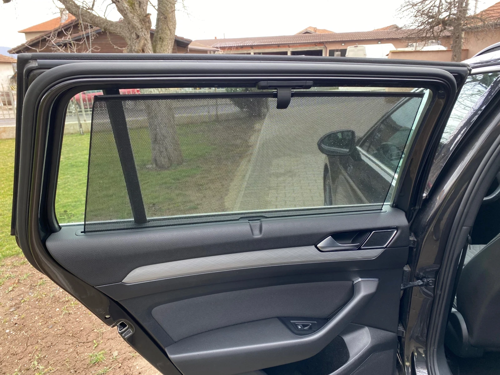 VW Passat НОВ ВНОС -ГЕРМАНИЯ, ПЪЛНА СЕРВИЗНА ИСТОРИЯ, ТОП СЪ, снимка 13 - Автомобили и джипове - 54094940