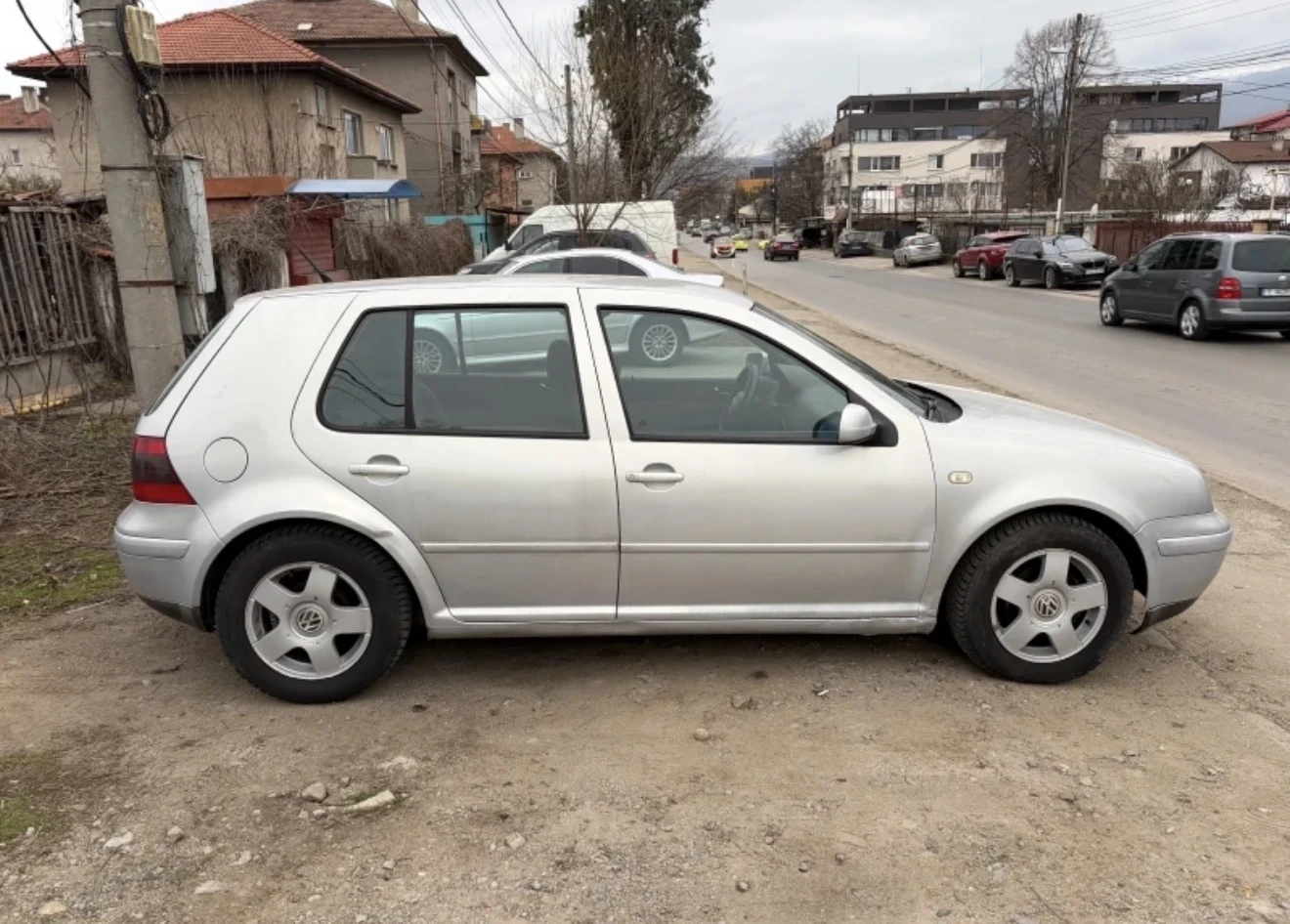 VW Golf, снимка 4 - Автомобили и джипове - 54217525