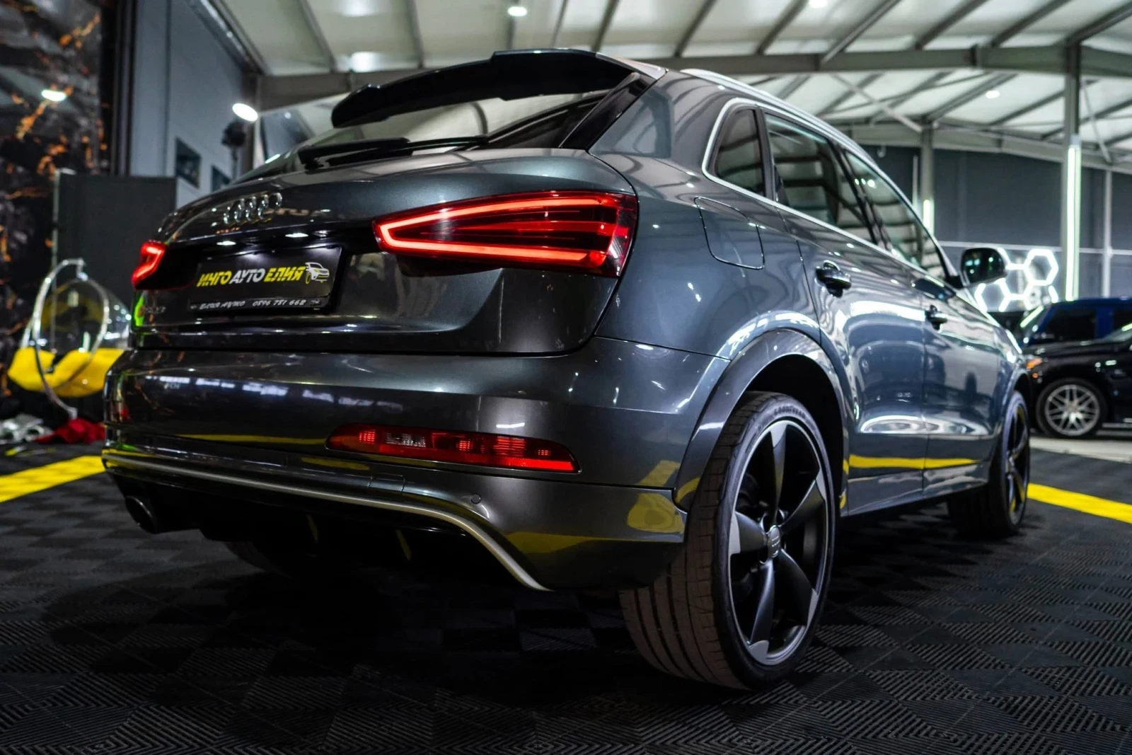 Audi RSQ3 QUATTRO LED ПАНО BOSE CARBON ЛИЗИНГ 100%, снимка 10 - Автомобили и джипове - 54381323