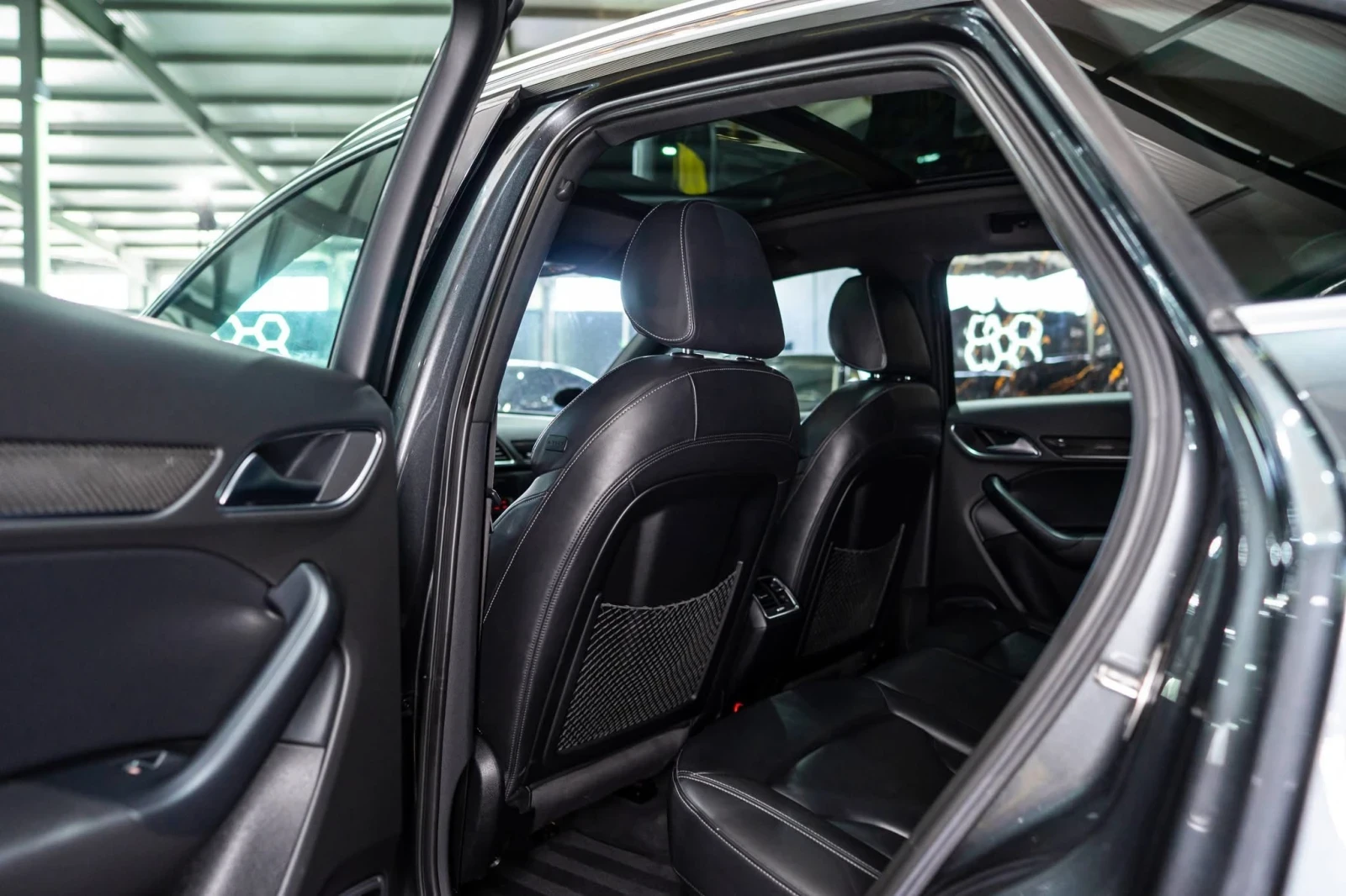 Audi RSQ3 QUATTRO LED ПАНО BOSE CARBON ЛИЗИНГ 100%, снимка 15 - Автомобили и джипове - 54381323