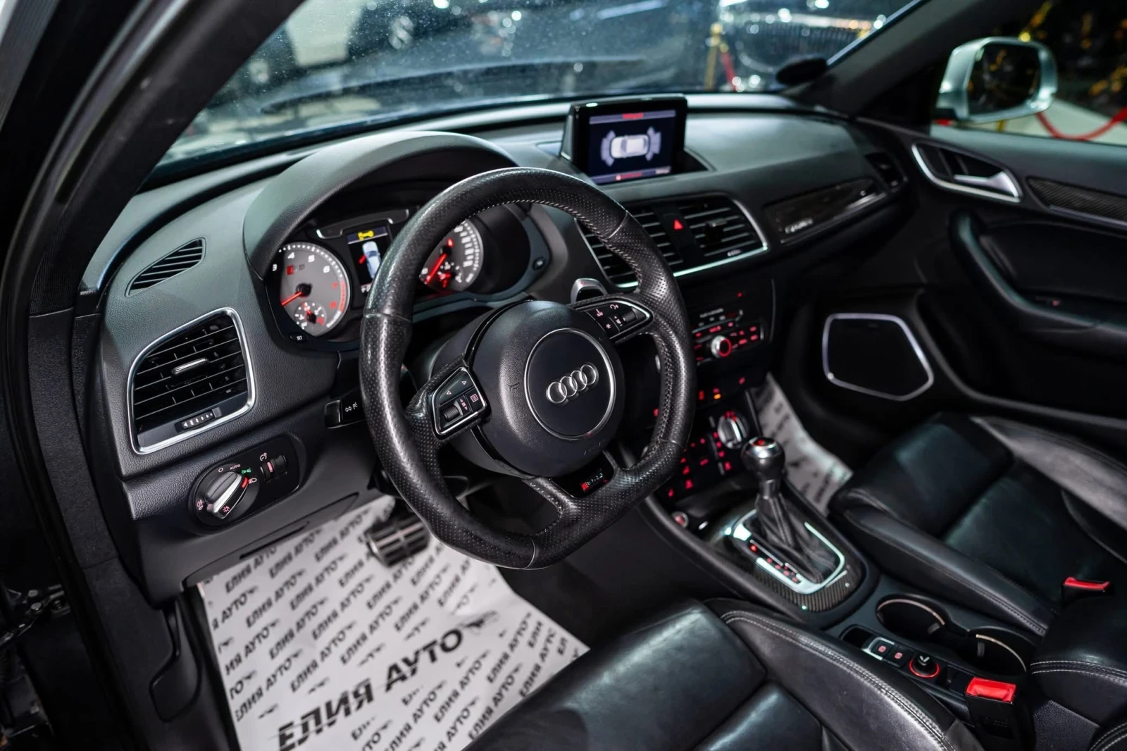Audi RSQ3 QUATTRO LED ПАНО BOSE CARBON ЛИЗИНГ 100%, снимка 12 - Автомобили и джипове - 54381323