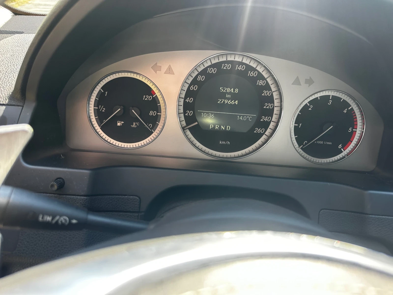 Mercedes-Benz C 320, снимка 15 - Автомобили и джипове - 54387147