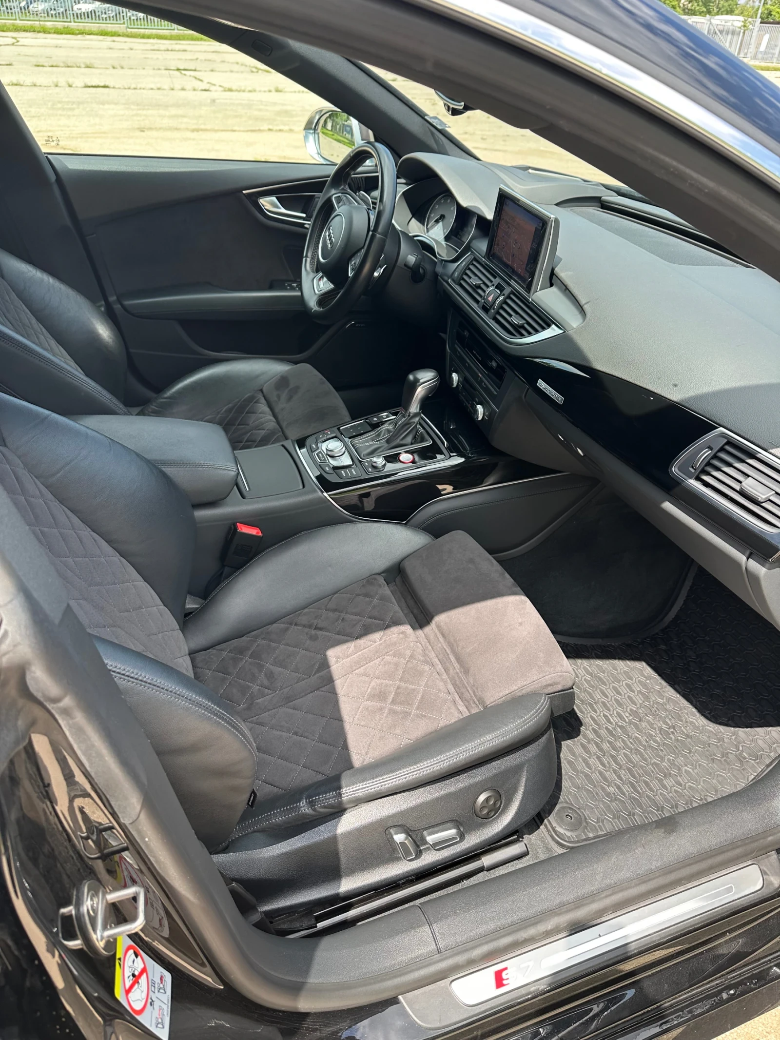 Audi S7, снимка 12 - Автомобили и джипове - 54800324
