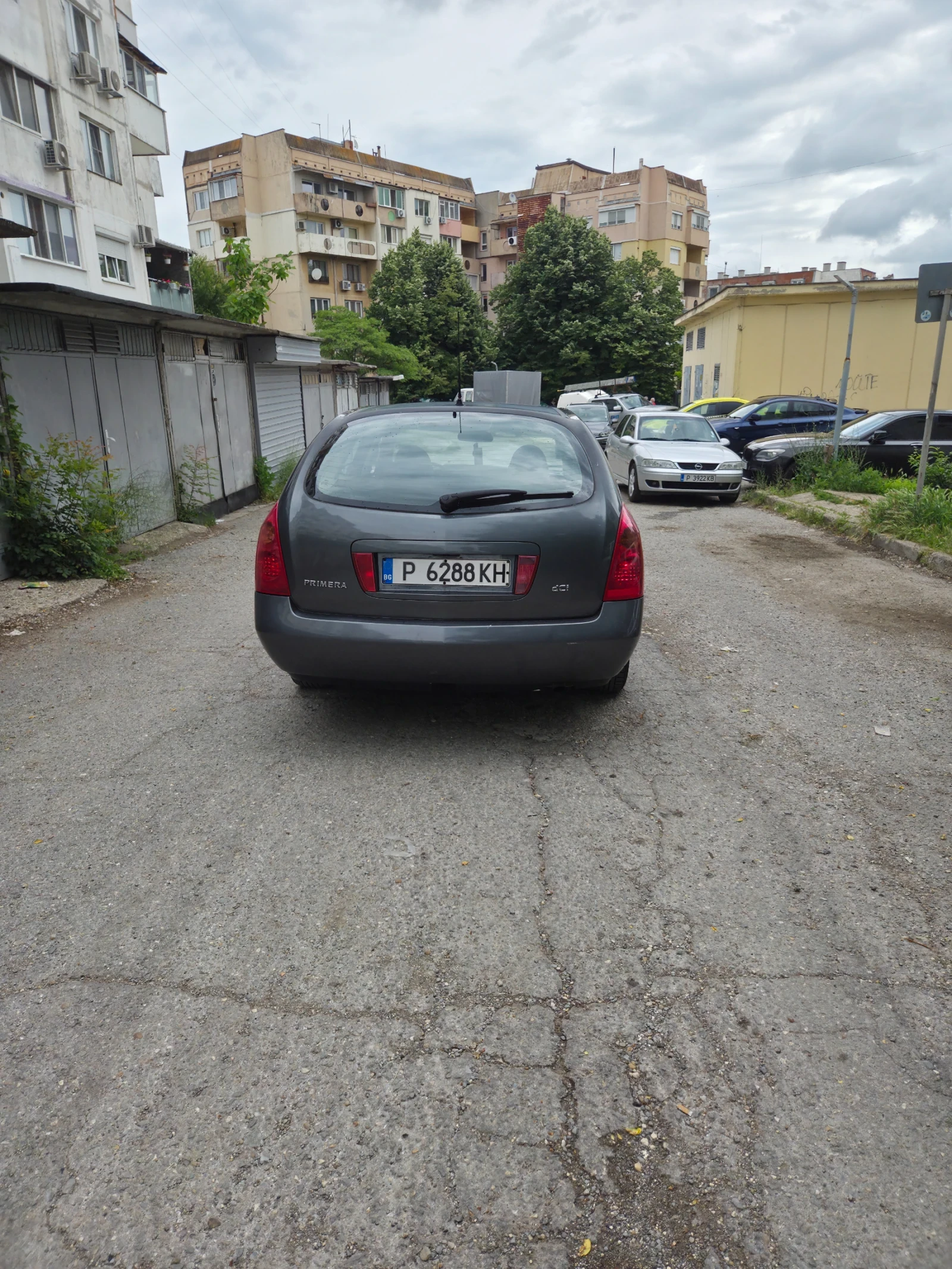 Nissan Primera, снимка 6 - Автомобили и джипове - 54979033