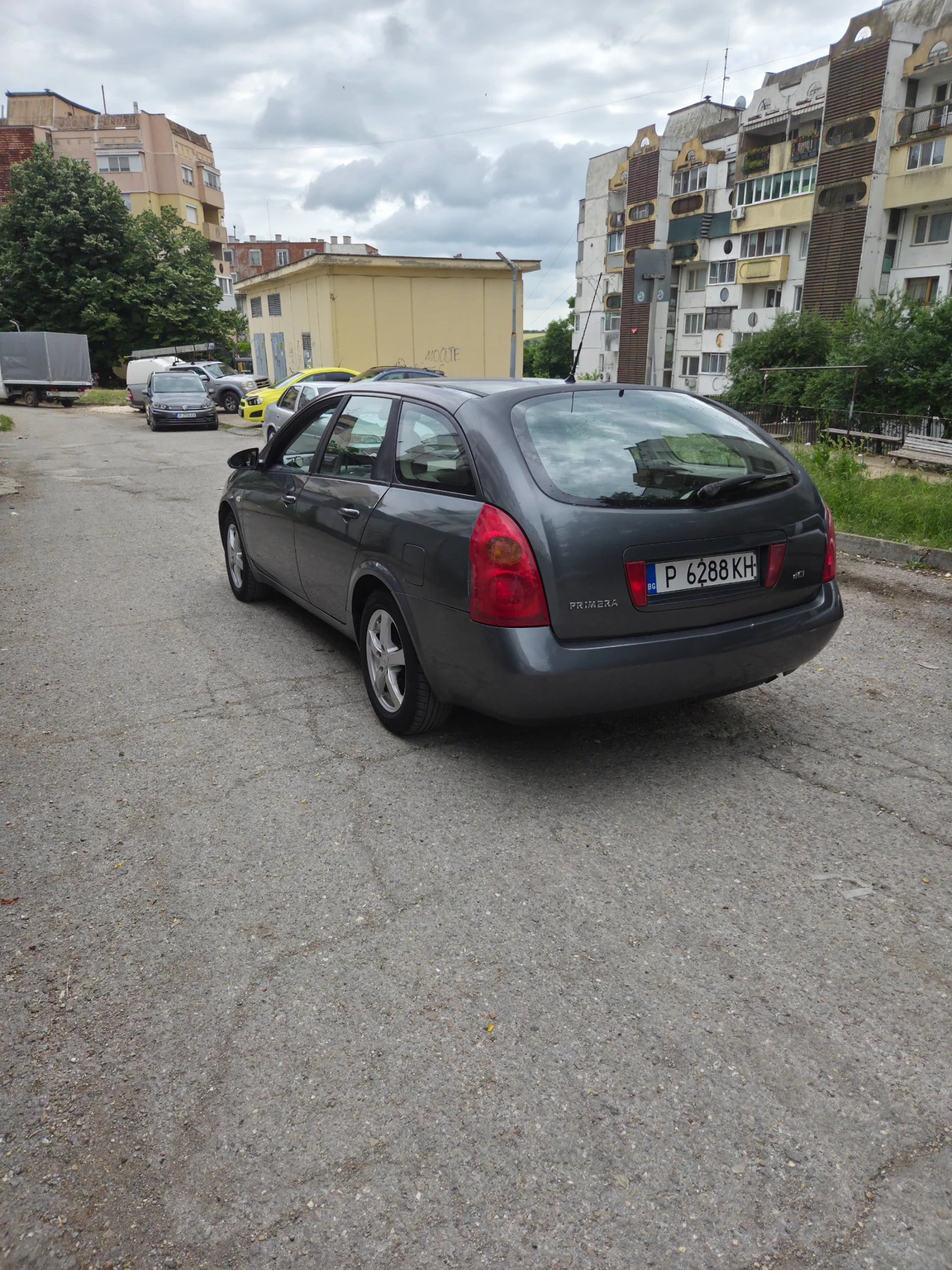 Nissan Primera, снимка 4 - Автомобили и джипове - 54979033