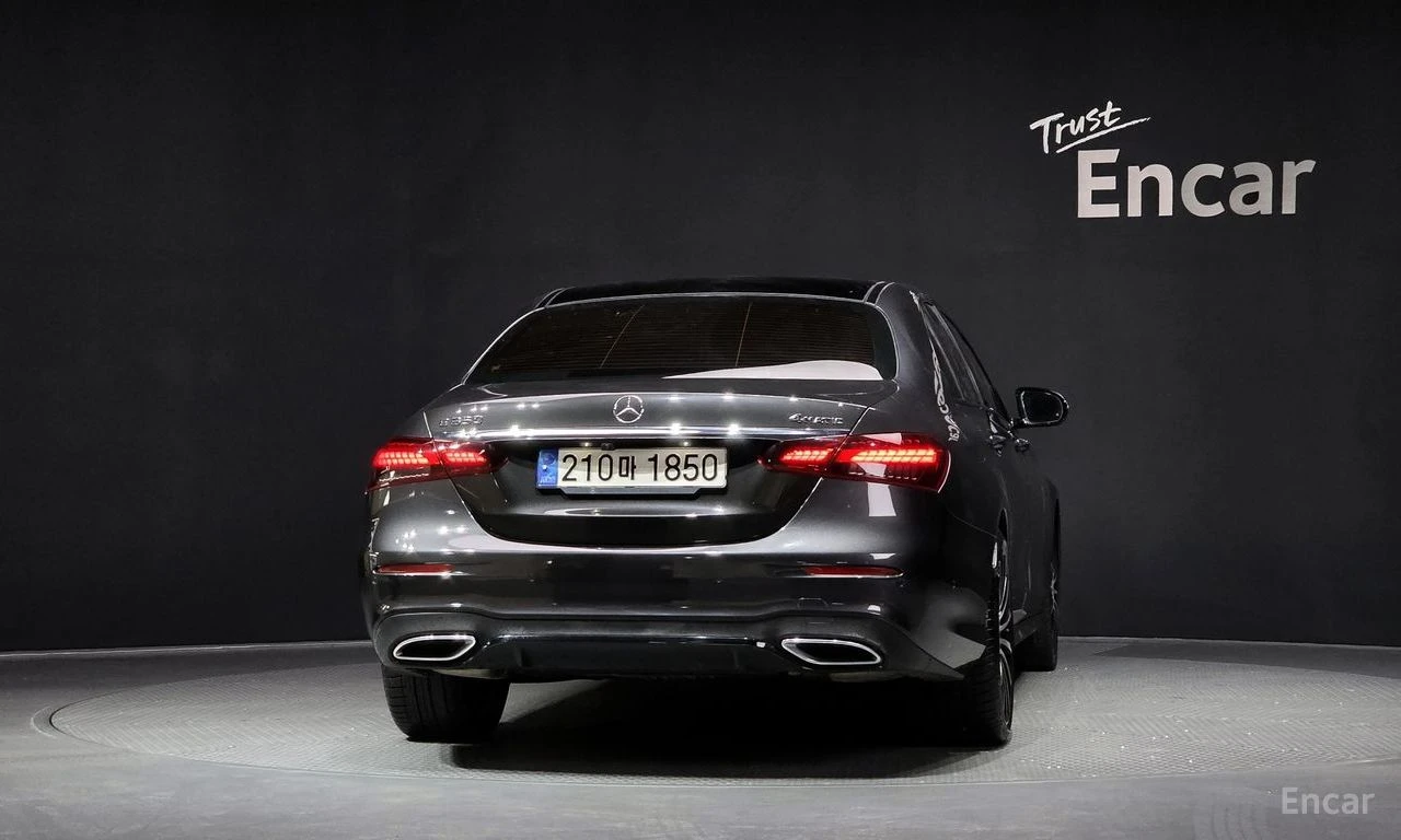 Mercedes-Benz E 350 AMG* LINE* 4MATIC* BURMESTER* ОБДУХВАНЕ* ДИСТРОНИК, снимка 4 - Автомобили и джипове - 55004191