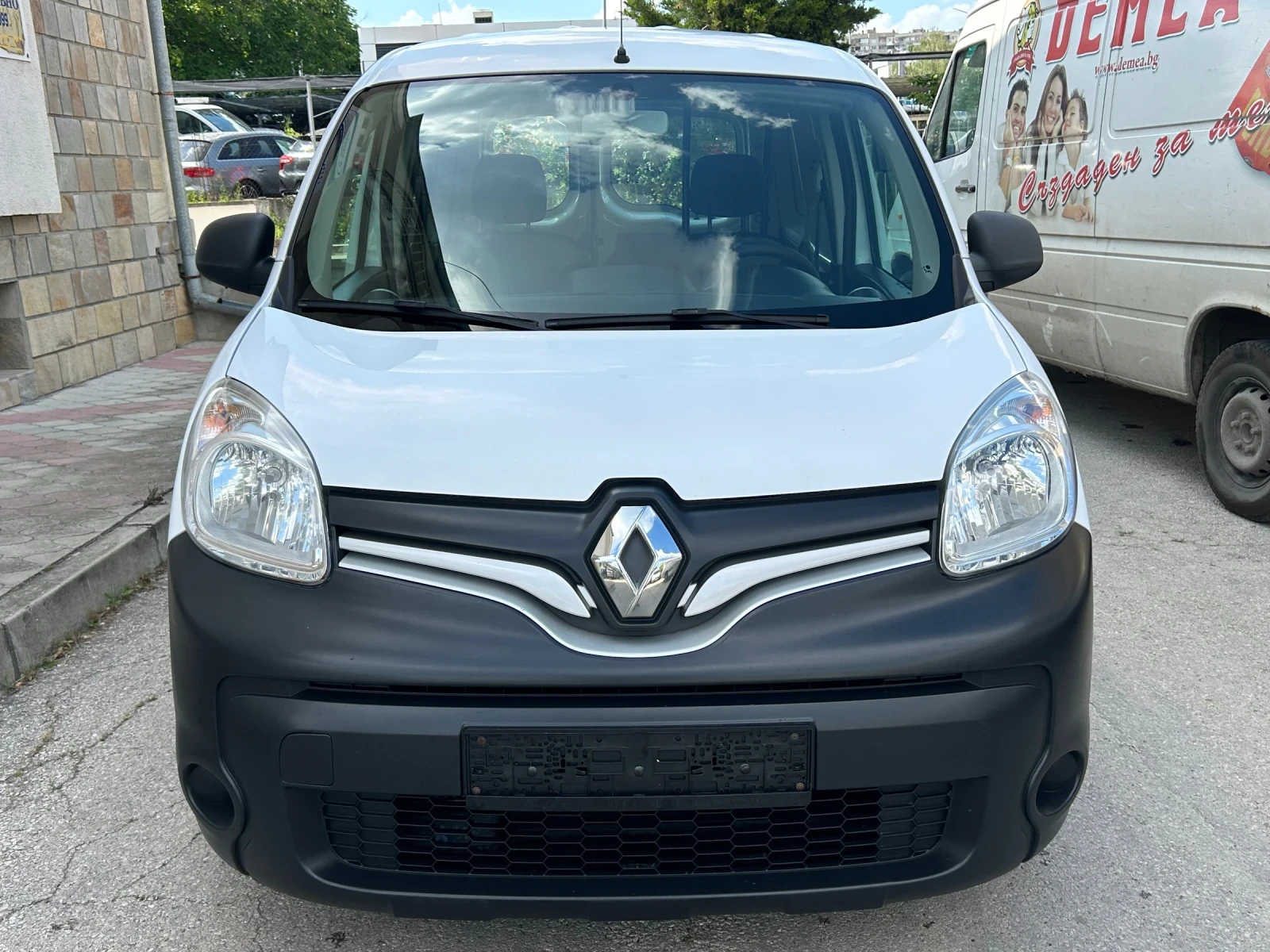 Renault Kangoo 1.5DCI EВРО 6 FACE, снимка 2 - Автомобили и джипове - 55050335