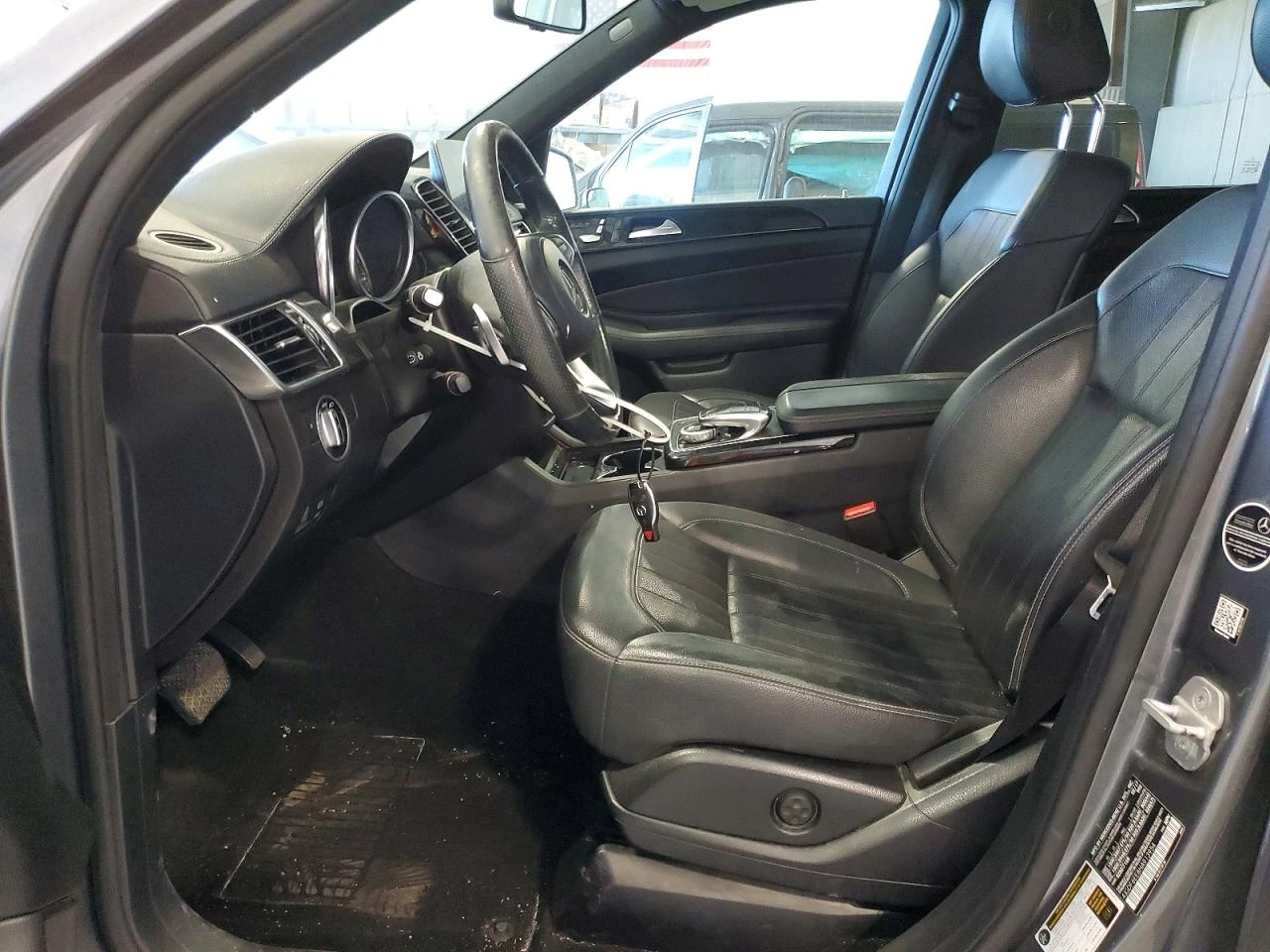 Mercedes-Benz GLS 450 3.0l 4Matic, снимка 7 - Автомобили и джипове - 55158655