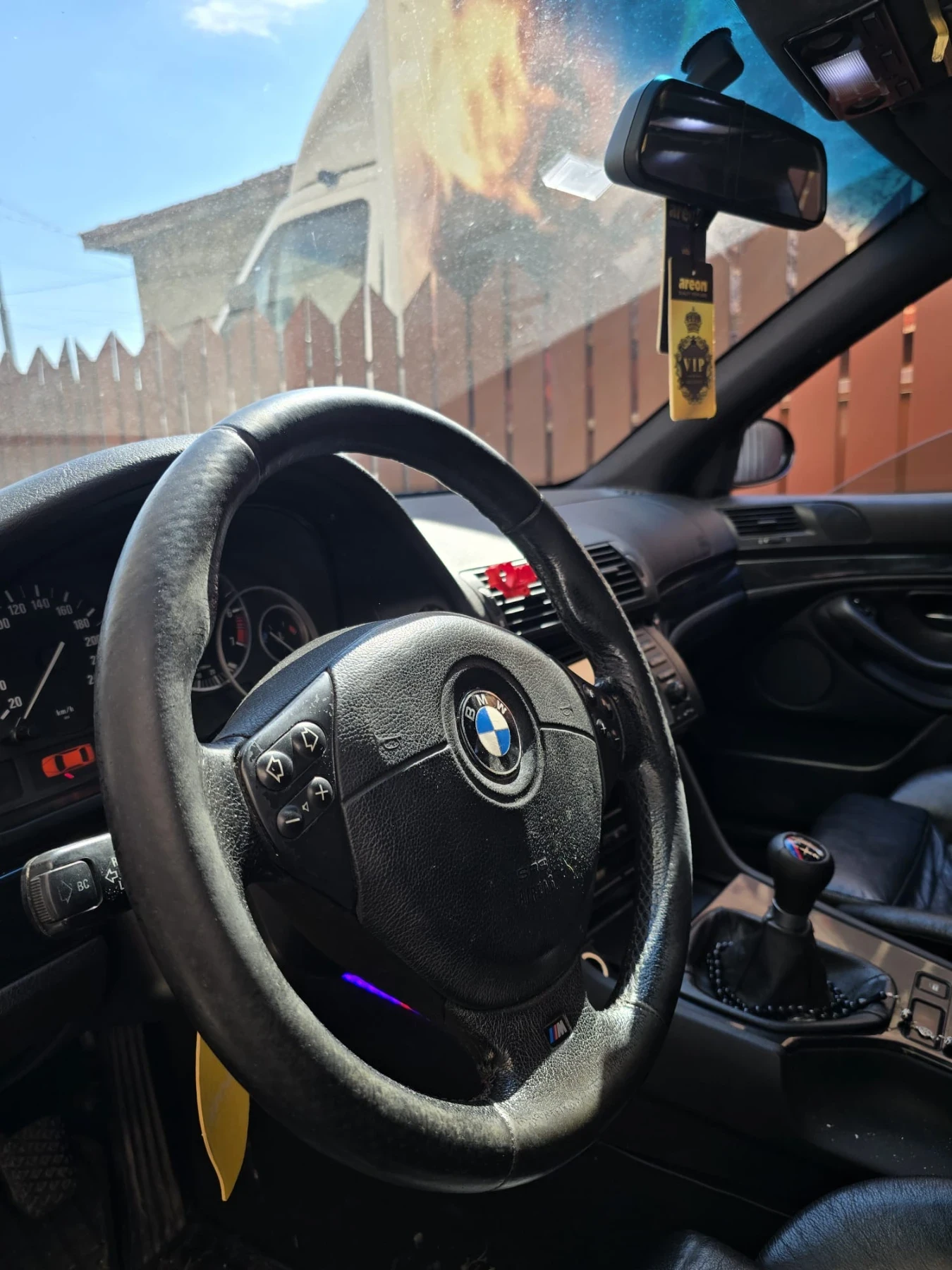 BMW 528, снимка 11 - Автомобили и джипове - 55170341