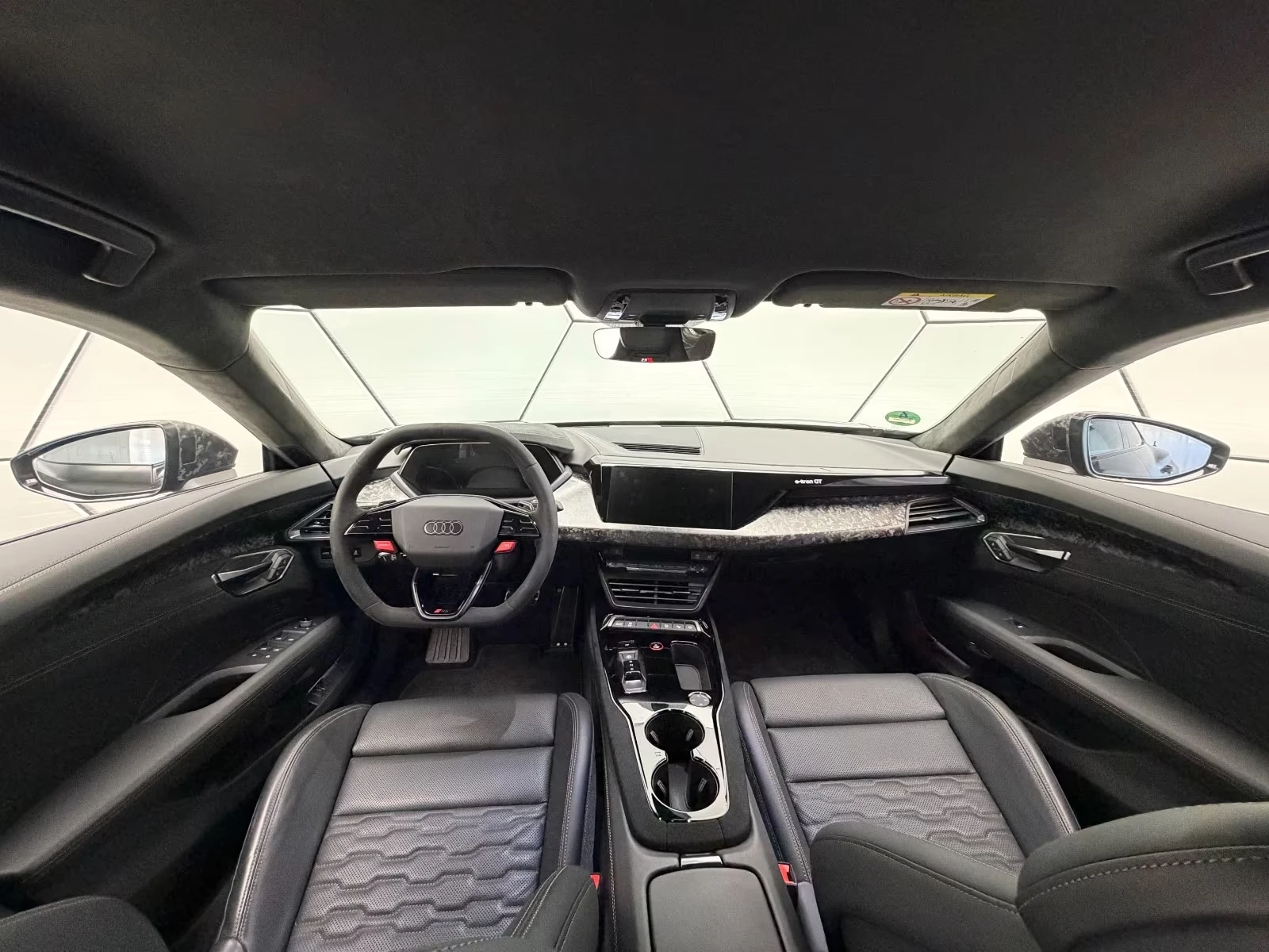Audi E-Tron GT RS / PERFORMANCE / CERAMIC / CARBON/ HUD/ B&O/ 360 | Mobile.bg � ����������� 11