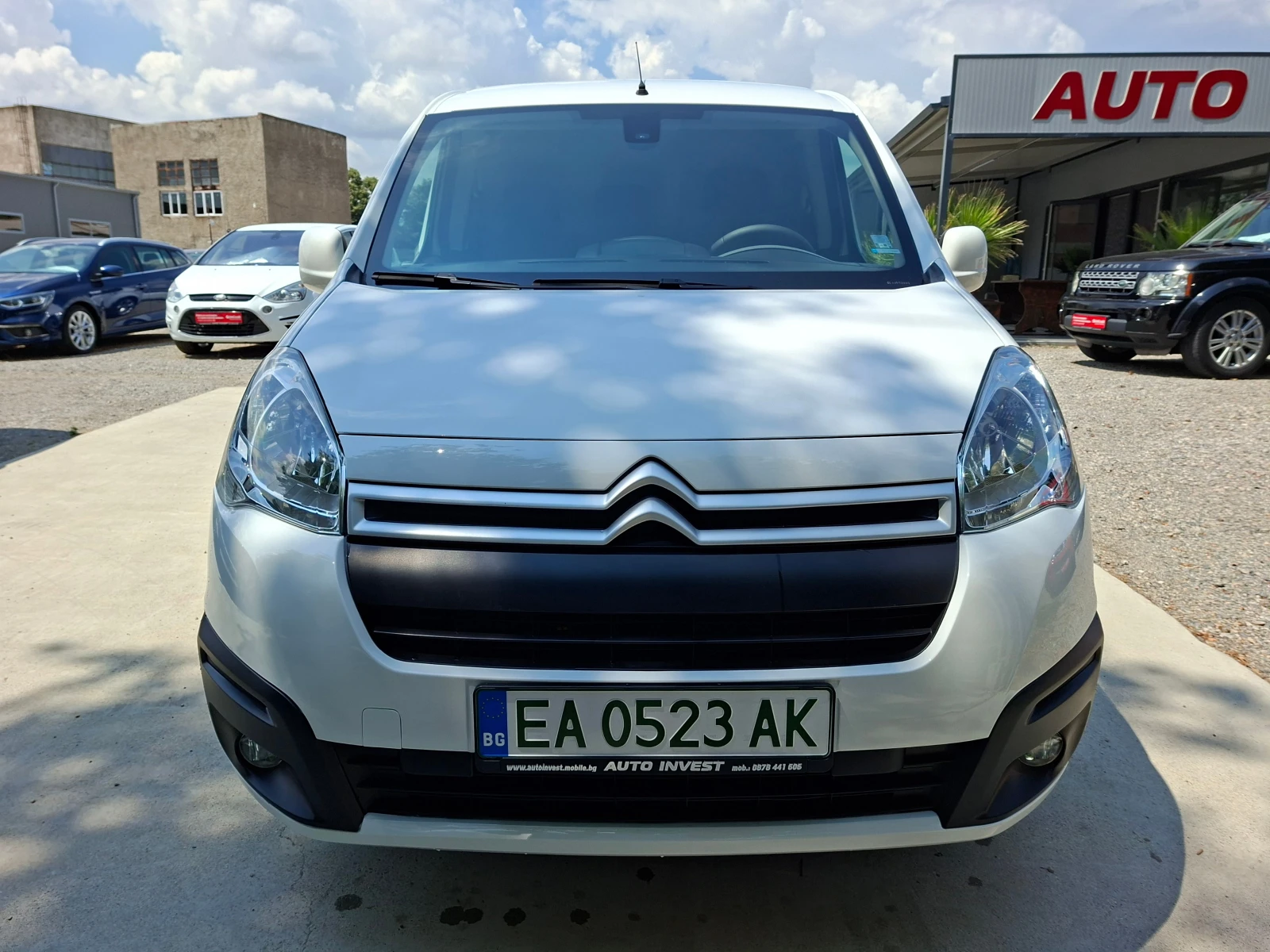 Citroen Berlingo КАТО НОВA, снимка 2 - Автомобили и джипове - 55348718