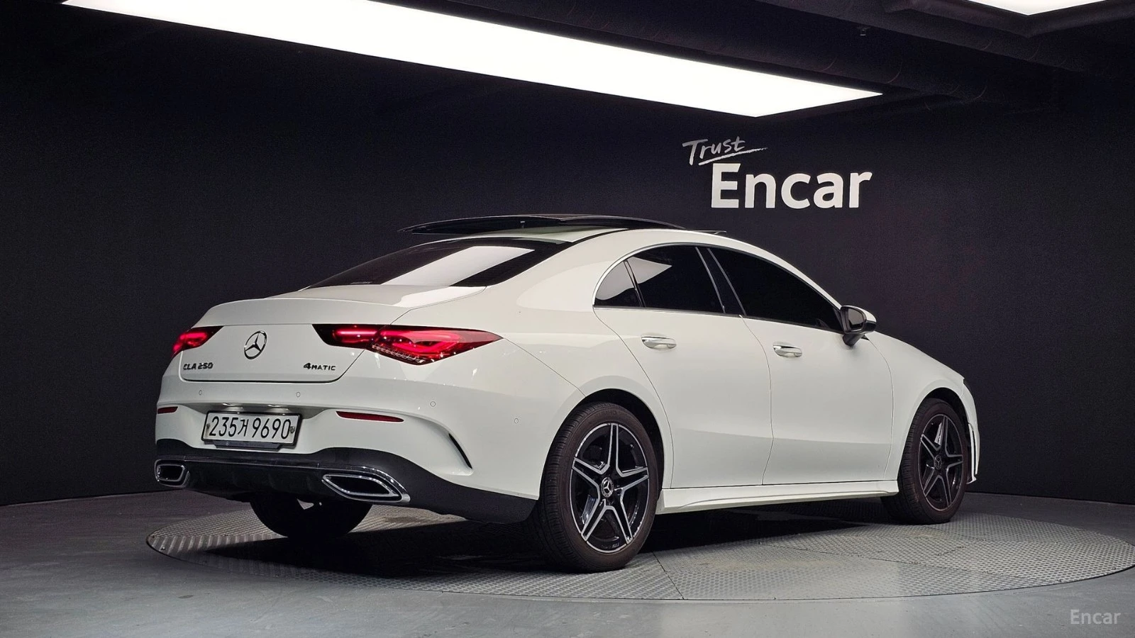 Mercedes-Benz CLA 250 4MATIC/DRIVE-ASSISTS/DIGITAL, снимка 3 - Автомобили и джипове - 55625392