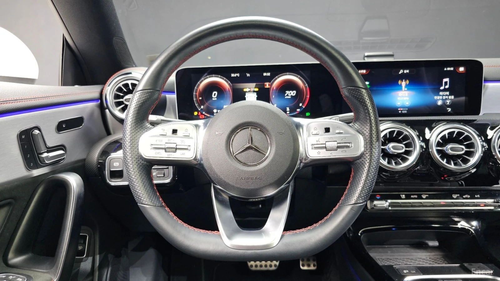 Mercedes-Benz CLA 250 4MATIC/DRIVE-ASSISTS/DIGITAL, снимка 7 - Автомобили и джипове - 55625392