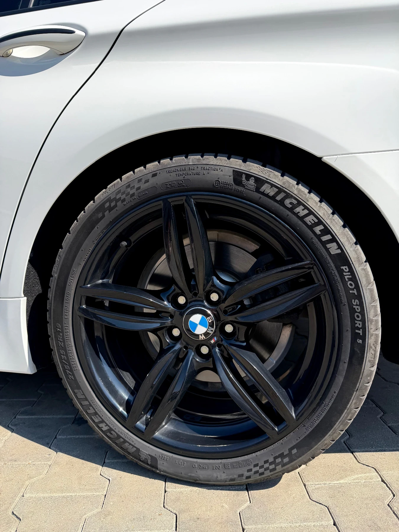 BMW 528, снимка 16 - Автомобили и джипове - 56138679
