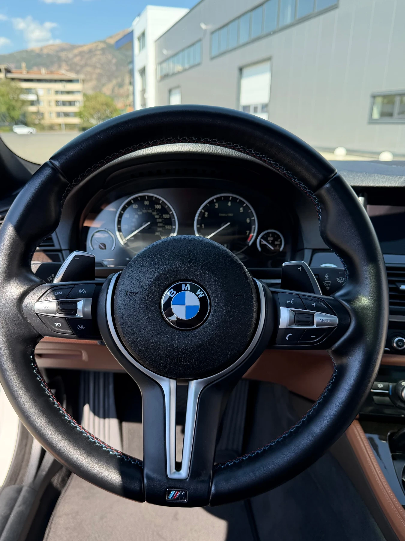 BMW 528, снимка 8 - Автомобили и джипове - 56138679