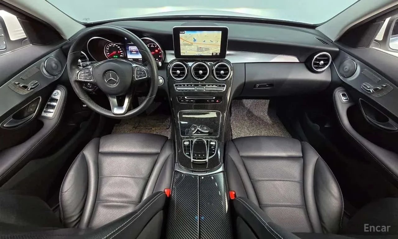 Mercedes-Benz C 200 Avantgarde * BURMESTER* ПАМЕТ* ФИНАНСИРАНЕ* , снимка 7 - Автомобили и джипове - 56328450