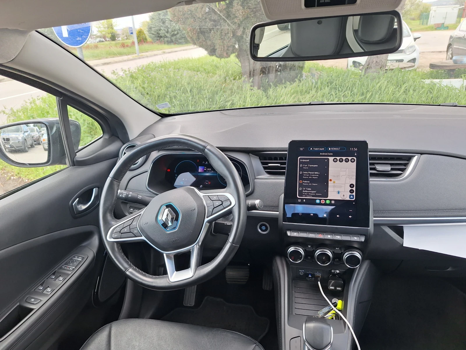 Renault Zoe, снимка 8 - Автомобили и джипове - 56438048