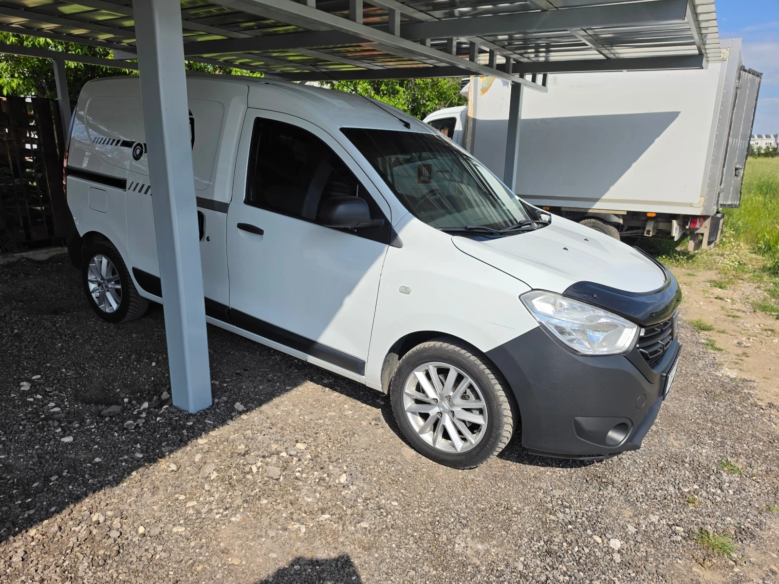Dacia Dokker, снимка 3 - Автомобили и джипове - 56716541