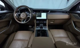 Jaguar F-PACE P250 SE * MERIDIAN * ОБДУХВАНЕ * ПАНО * KEYLESS, снимка 10